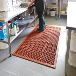 15 mm Thick 3 ft x 5 ft Laboratory Drainage Rubber Mat with Holes for Workstations