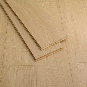 3-Layer Engineered Pine Click Lock Flooring Modern Wear-Resistant Eco-Friendly Underfloor Heating Gym