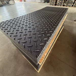 4×8 HDPE/UHMWPE Temporary Ground Protection Mats for Construction Civil Engineering Easy Use Custom Cutting Available