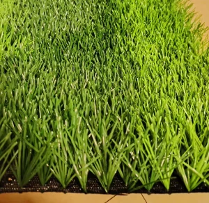 Artificial Grass for Outdoor/Indoor Football, Padel, Tennis, Playgrounds, and Running Tracks Multi-Sport Turf