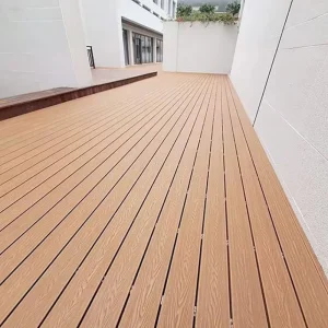 Co-Extrusion WPC Composite Decking 25mm Outdoor Wood Plastic Deck Flooring Smooth Brushed Easy Click Courtyard