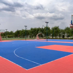 Commercial PP Modular Interlocking Basketball Court Flooring for Clubs and Training Centers