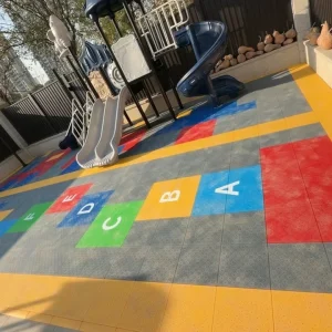 Custom Logo Indoor and Outdoor Volleyball Court Flooring, PVC Anti-Slip Interlocking Modular Sports Flooring