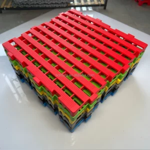 Custom Logo Modular Garage Floor Tiles CE Certified Heavy Duty PP Interlocking Anti Slip Industrial Flooring for UK Market