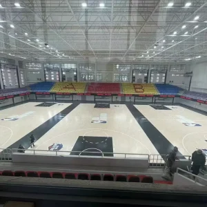Customizable Portable Sports Court Flooring High-Density Indoor Artificial Grass for Basketball Badminton Easy-Install