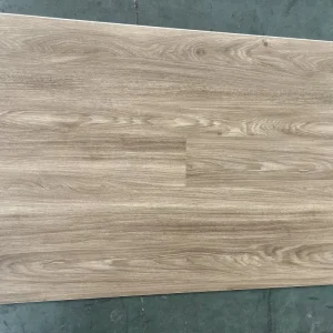 Customizable Warp Resistant Fireproof Rigid Core SPC Flooring for Gym