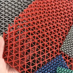 Customized Eco-Friendly Washable Tufted PVC S Mats Anti-Slip Water-Resistant Square Medium-Thickness Geometric Pattern Home Bath