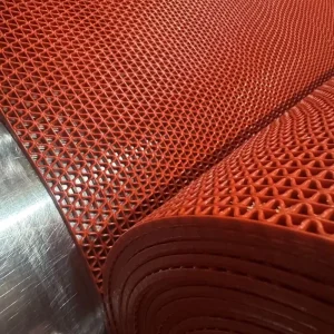 Customized Washable Tufted PVC Mat, Machine-Made, Soft, Anti-Slip, Water-Resistant, Square, Medium Thickness, Geometric Pattern