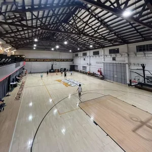 Direct Sales Eco Friendly High Density Maple Wood Flooring Anti Slip Indoor Sport Wood Floor Basketball Court