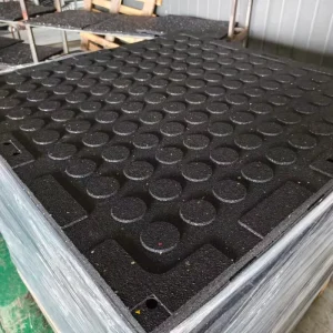 Durable 15mm Rubber Flooring Mat Anti Slip Waterproof Shock Absorption Eco Friendly for Home Gym Fitness Center Schools Gardens