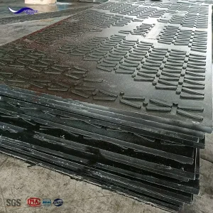 Durable HDPE Mat Temporary Track Way Floor Protection Mat During Construction for Event Venues with Waterproof Cutting Service