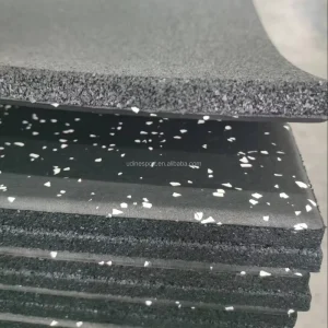 EPDM Composite Rubber Gym Mats 15-50mm Thick Non-Slip Water Resistant Training Flooring