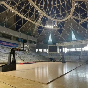 Eco Friendly High Density Portable Engineered Maple Sports Flooring Indoor Basketball Badminton Court Durable Fire Resistant