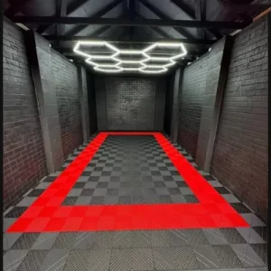 Factory Direct Modern Interlocking Garage Floor Tiles Eco-Friendly Waterproof Wear Resistant PP Protective Flooring for Basement