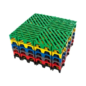 Green Customized Garage Door Floor Plastic Splicing Grille Resin Vinyl Garage Flooring for Man Cave
