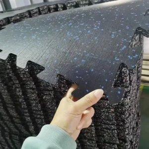 Gym Flooring Set Interlocking Waterproof Rubber Tiles for Indoor/Outdoor Garden Use