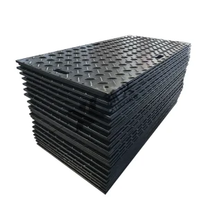 HDPE Floor Protection Mat Anti-slip Textured Surface 1220*2770*12.7mm Load-bearing Capacity 60 Tons