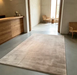 Handmade Hand Knotted Wool Area Rug Natural Material Custom Size and Pattern Noise Insulation Floor Mat