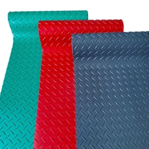 Heavy Duty PVC Livestock Anti-Slip Mat Waterproof Wear-Resistant Corrosion-Resistant Barn Floor Roll 1.5m Width Cutting