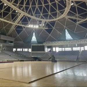 High Durability Maple Indoor Sports Flooring for Basketball Courts FIBA Certified 22mm Thickness Waterproof Fire Resistant