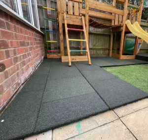 High Quality Professional Amusement Park Outdoor Playground Rubber Floor Tiles