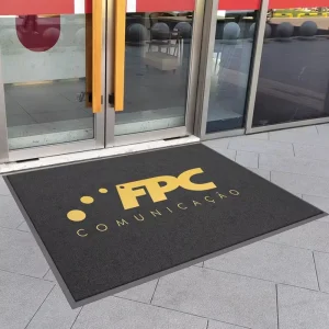 Indoor & Outdoor Carpets Non-slip PVC Rubber Backing Rug Nylon Mats for Restaurant Entrances