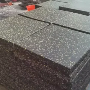 Indoor or Outdoor Shock-Absorbing Rubber Gym Floor Mat