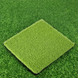 Light Green Curly Artificial Sports Grass PP Material Indoor/Outdoor Golf Lawn Roll for Soccer Basketball Garden Use