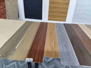 Moisture Proof Fire Resistant SPC Flooring Eco Friendly Plastic Flooring for Apartment
