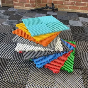 Multiple-Color Rigid Modular Interlocking Plastic Floor Tiles for Basketball Courts and Car Detailing Shops