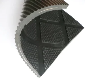 Nylon Reinforced Rubber Cow Mat Floor Roll 17mm Hammer Top Rubber Horse Stable Mat