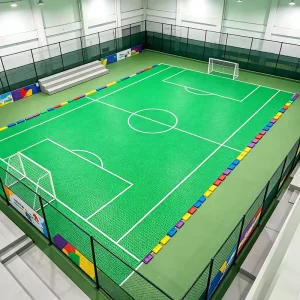 PP Interlocking Sports Flooring with Anti-Skid Grain Surface for Outdoor Football and Running Areas