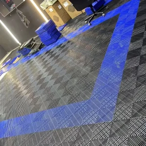 Plastic Floor Tiles PVC Waterproof Laminate Flooring