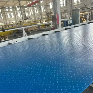Plastic Flooring Eco-friendly Diamond Pattern Light-Duty Weatherproof Access Floor Protection Mat