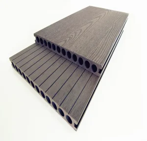 Plastic Flooring Wood-Look
