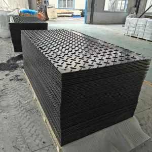 Recycled HDPE Plastic Ground Protection Mats, Lightweight, for Outdoor Dirt Roads and Lawns