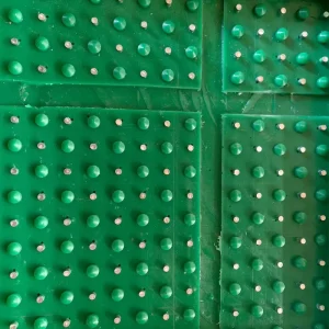 Studded Drilling Rig Floor Mat Rubber for Offshore Platform Rotary Table Anti slip Professional Oem Vendor