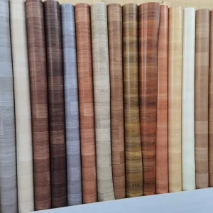Waterproof Commercial Plastic Carpet Covering Floor Mat Pvc Roll Flooring Vinyl Flooring Roll for Gym Dancing Room Wood Design