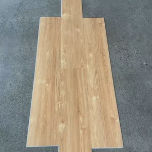 Wood Grain Luxury Vinyl Plank Plastic SPC Click Floor Tiles for Home Renovation B1